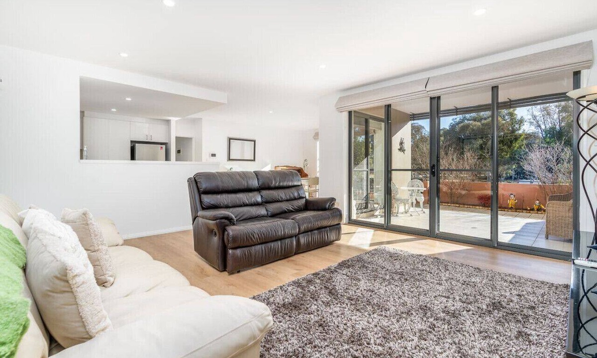 Greenway Apartment | 2B Spacious Apartment in the Heart of Tuggeranong