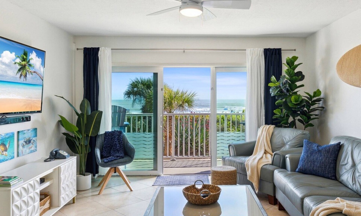Cocoa Beach Condo | 2BD/2BA Cocoa Beach Oceanfront + POOL & ALL of Downtown!