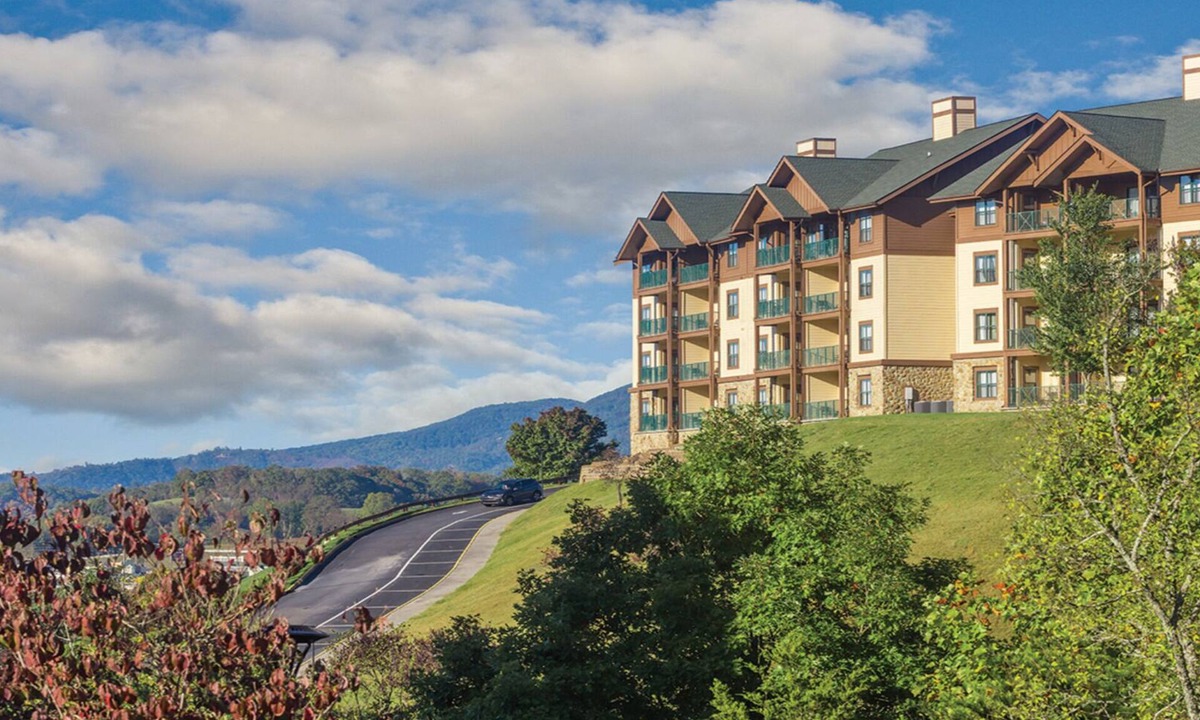 Sevierville Condo | 2BD/Sevierville - Smoky Mountains Resort w/pools!