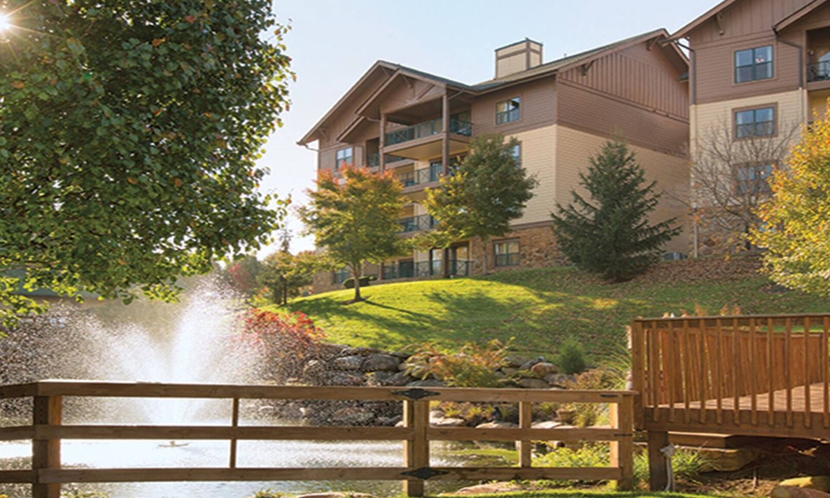 Sevierville Condo | 2BD/Sevierville - Smoky Mountains Resort w/pools!