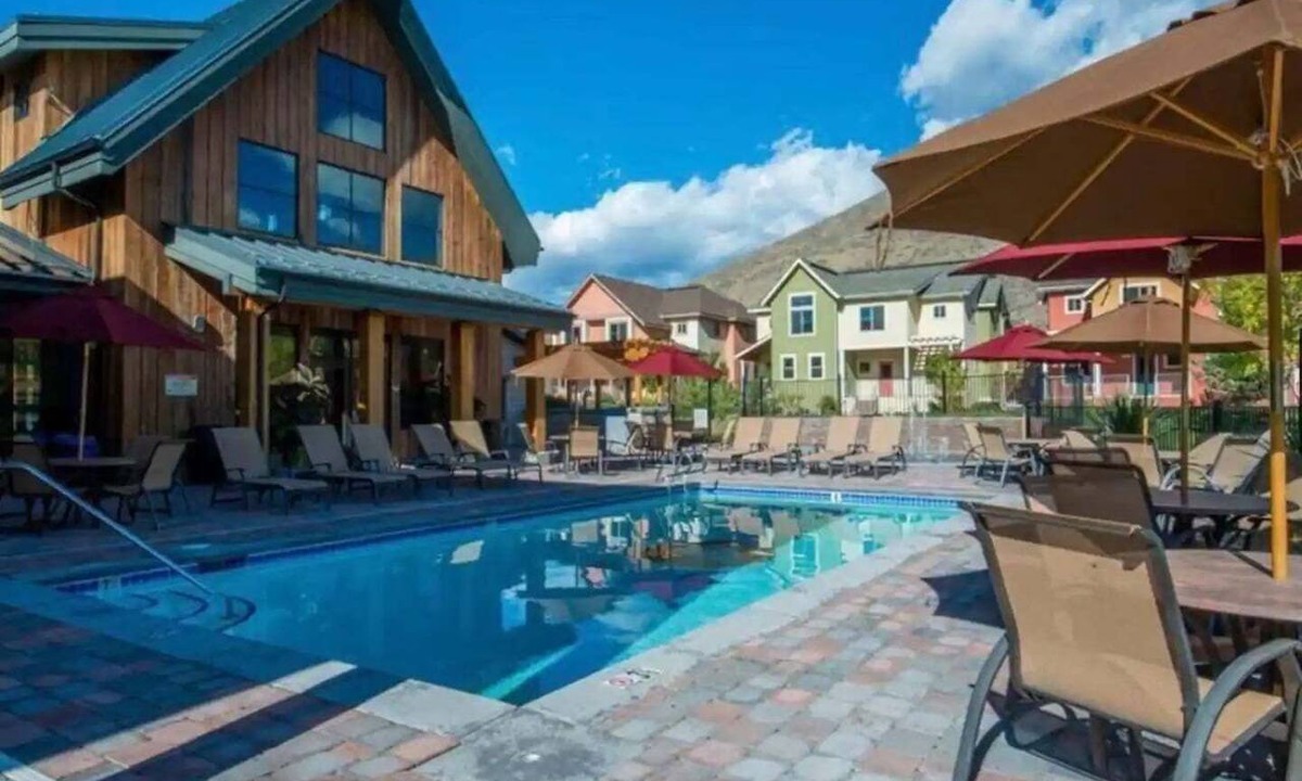 Hailey Condo | 2BD Sweetwater Condo - Community Park, Pool + Hot Tub