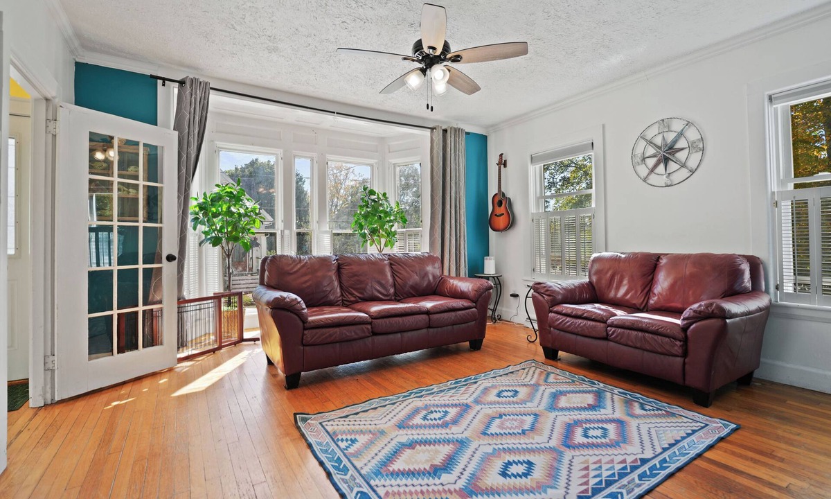 Foxboro House | 2BR Home Foxboro Cntr- 3.5mi to Gillette, walk to bars/food/shops/playgrounds