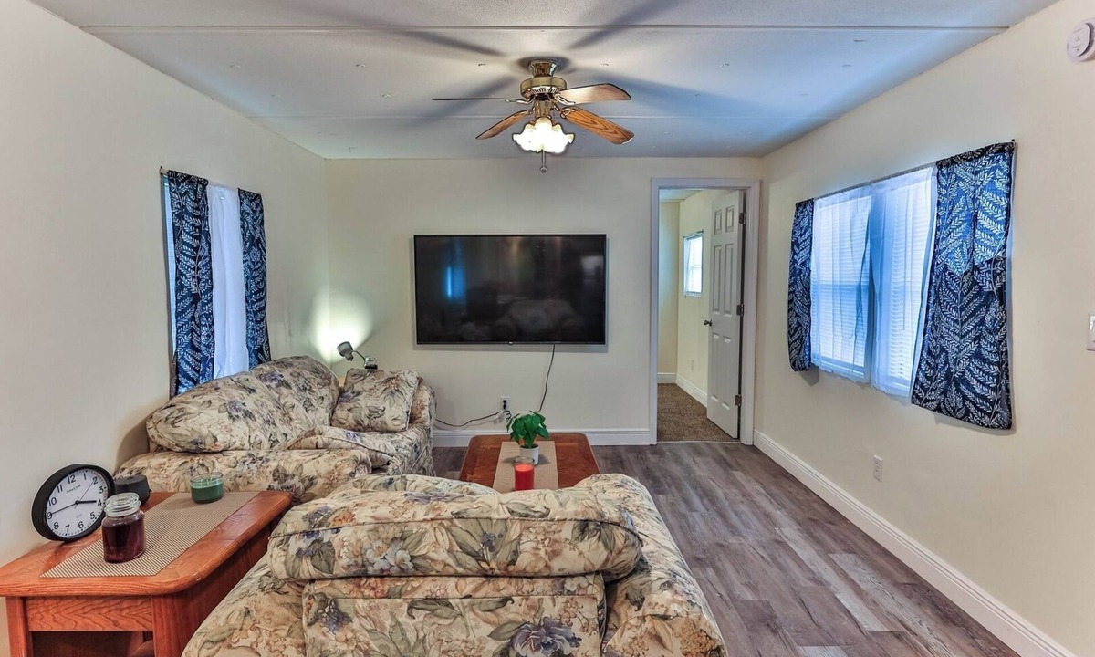 Citra House | 2BR House + RV Access + BBQ Near Silver Springs