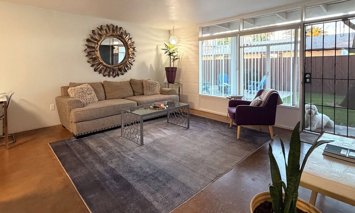 Orange Heights Condo | 2BR Pet-Friendly Condo, Walkable Location
