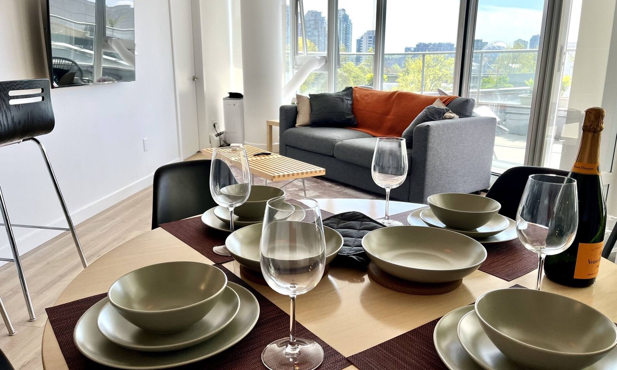 Crosstown Apartment | 2BR+Sofabed, 2-Bath, Private 500sqft sundeck, EV Parking w/Pool, Sauna, Hot Tub