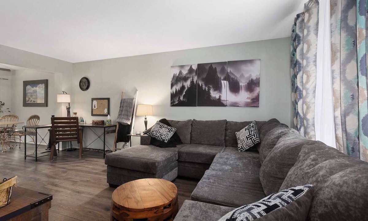 Grandview House | 2BR Townhome KingBeds FIFA Stay WC 26 Futbol