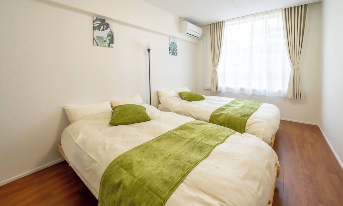 Minato Hotel | 2minute walk from Osakako Station close to Universal Studios Japan and Kaiyukan Classic Triple Ro/Osaka Ōsaka