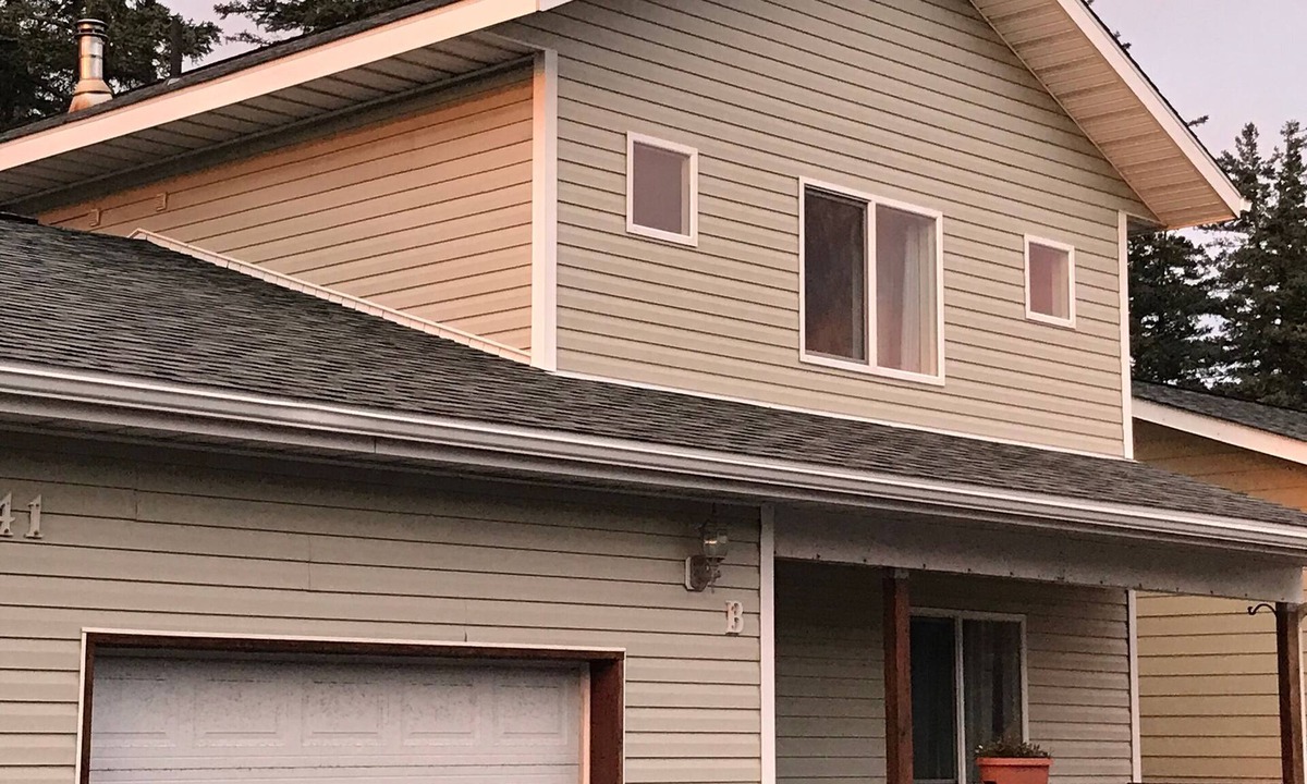 Kodiak House | 3 Bed 2.5 Bath House & Save 100 dollars PER DAY on Rental Car, June 2026