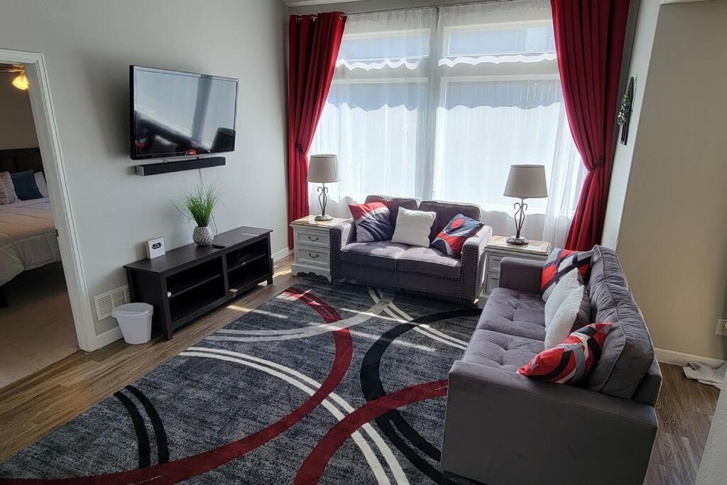Casper House | 3 bed 2.5 bath smart home with rv parking