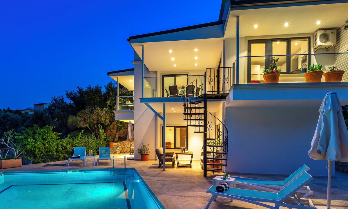 Kalkan Villa | 3 Bed/3 Bath Villa, Private Pool, Roof Top BBQ, 10 min walk to Old Town/Harbour