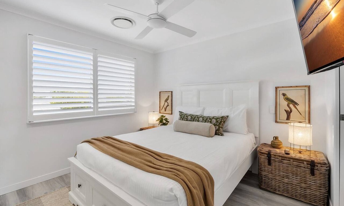 Coolum Beach Apartment | 3-Bed Haven with Balcony and BBQ, 5-Min to Beach