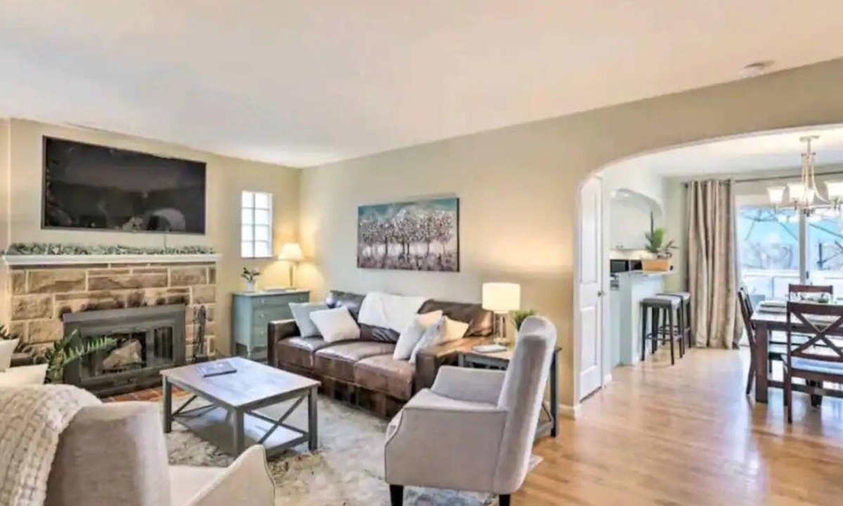 Anderson Township House | 3 Bed ranch with Hot Tub