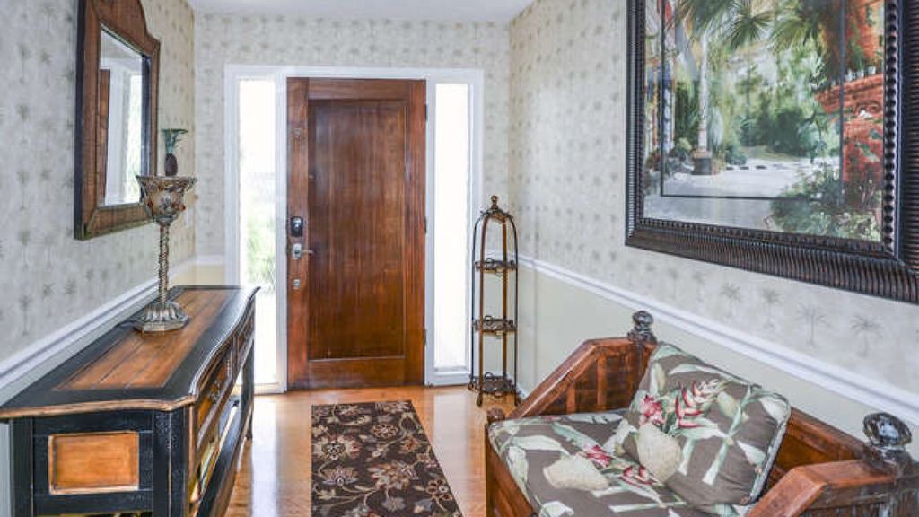 Juno Beach House | 3 bedroom 3 bath Juno Beach / Jupiter
