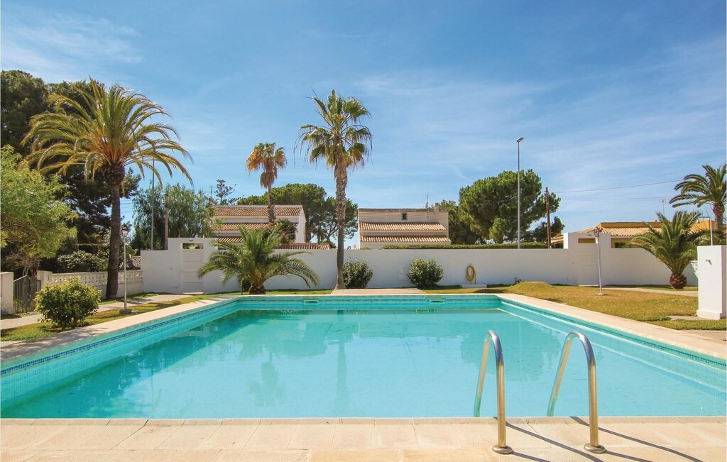 Muchamiel House | 3 bedroom accommodation in El Campello