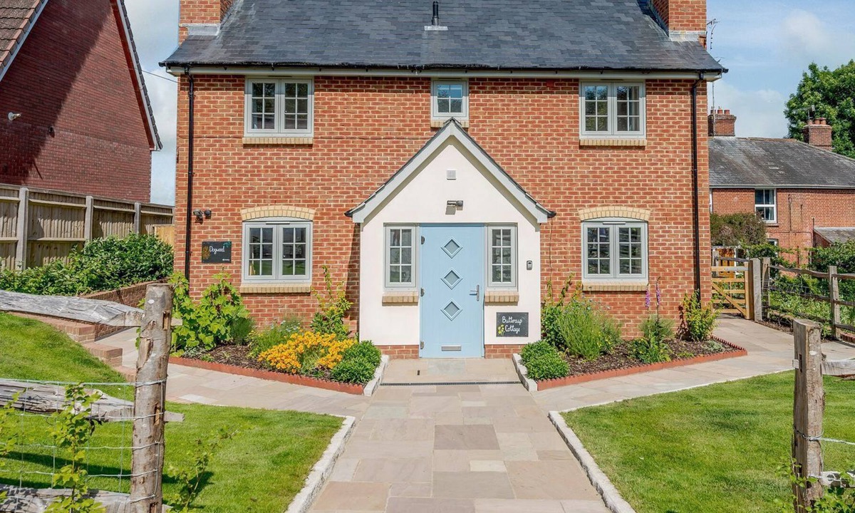 Redlynch Cottage | 3 bedroom accommodation in Redlynch, near Salisbury