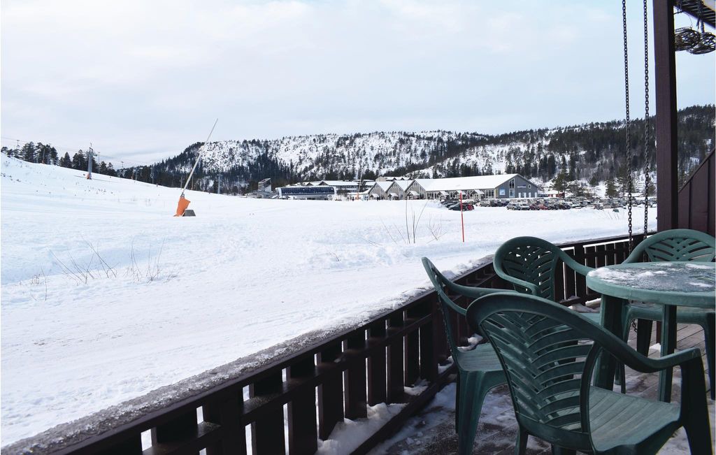 Gautefall Apartment | 3 bedroom accommodation in Drangedal