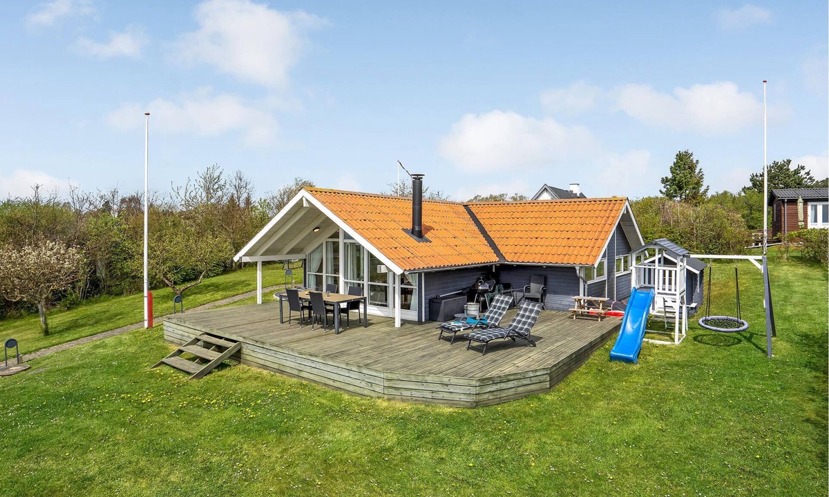 Handrup Strand House | 3 bedroom accommodation in Ebeltoft