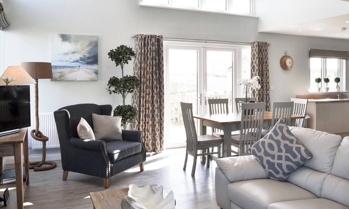 Chathill Cottage | 3 bedroom accommodation in Beadnell, near Alnwick