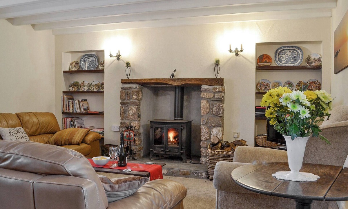 Crynant Cottage | 3 bedroom accommodation in Rhossilli, near Swansea
