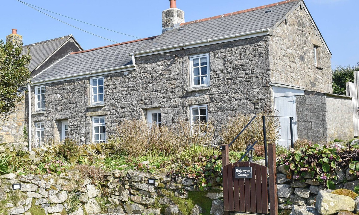 Pendeen Cottage | 3 bedroom accommodation in Pendeen