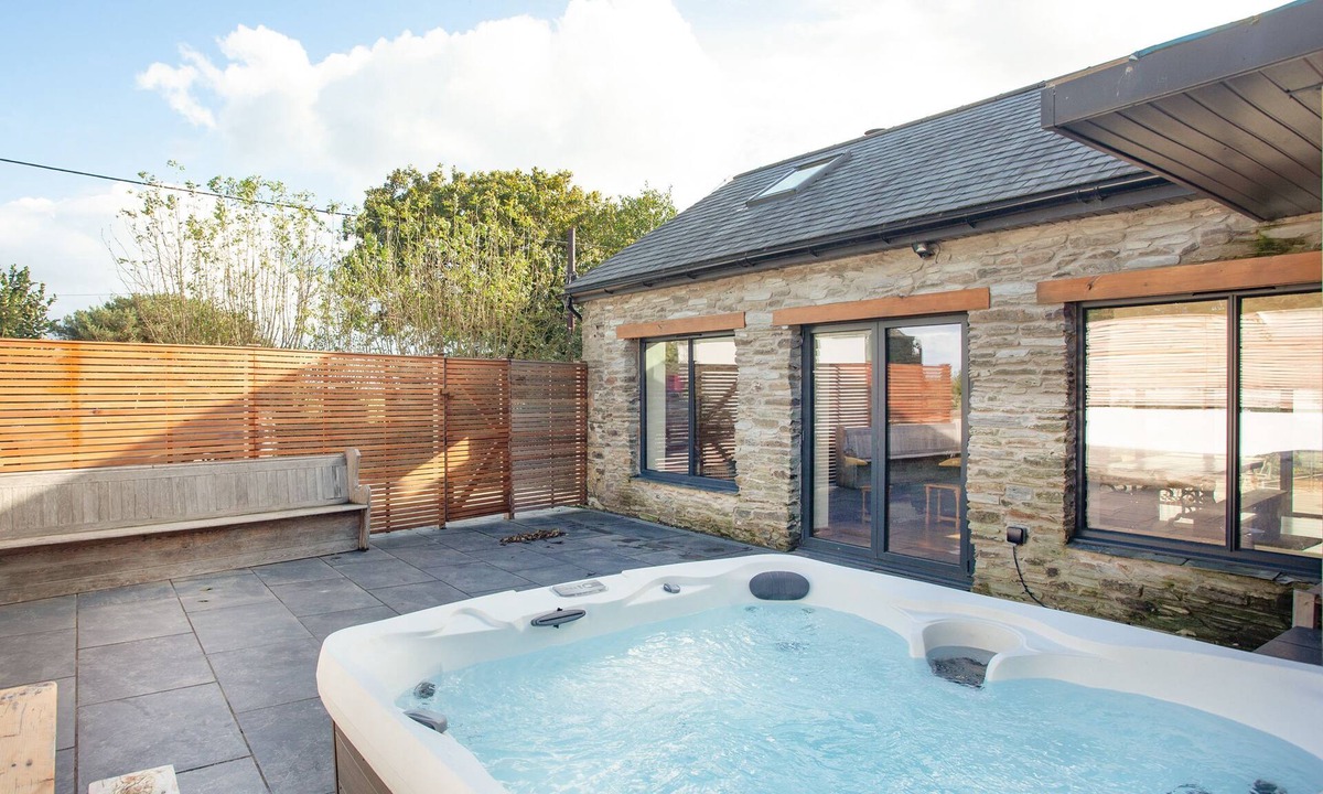 Saltash Cottage | 3 bedroom accommodation in Blunts, near Saltash