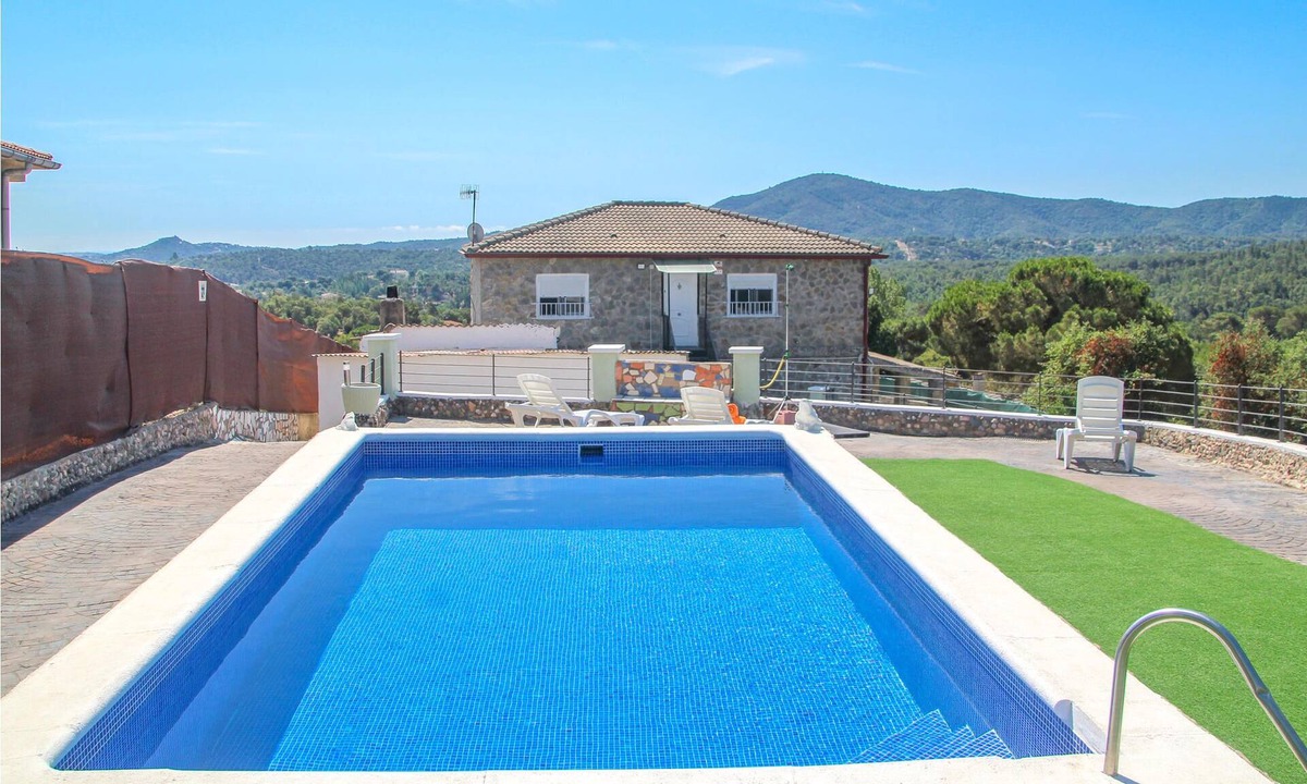 Agora Parc House | 3 bedroom accommodation in Tordera