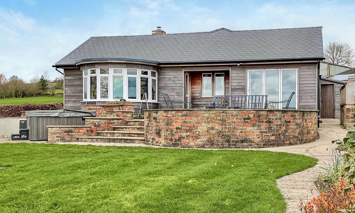 Winsham Cottage | 3 bedroom accommodation in Winsham, near Chard