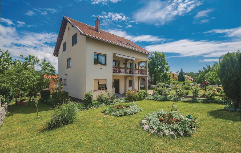 Bezjaki Apartment | 3 bedroom accommodation in Rijeka