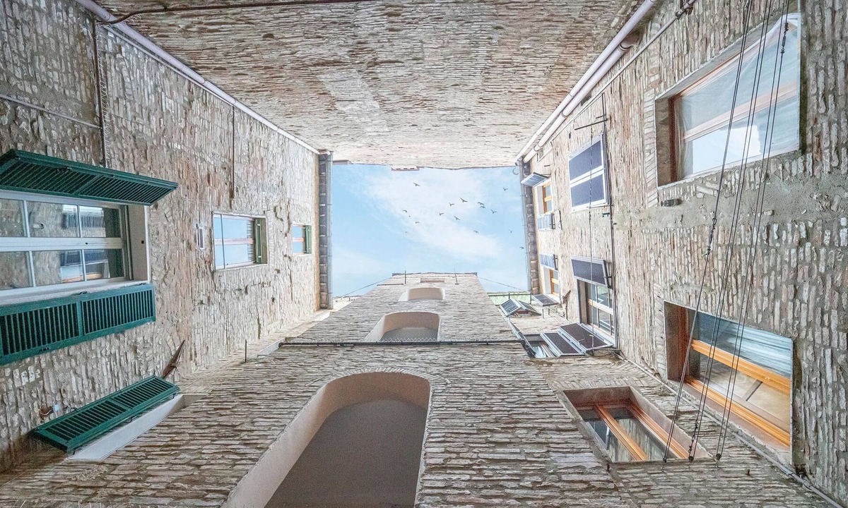 Siena Historical Center Apartment | 3 bedroom accommodation in Siena