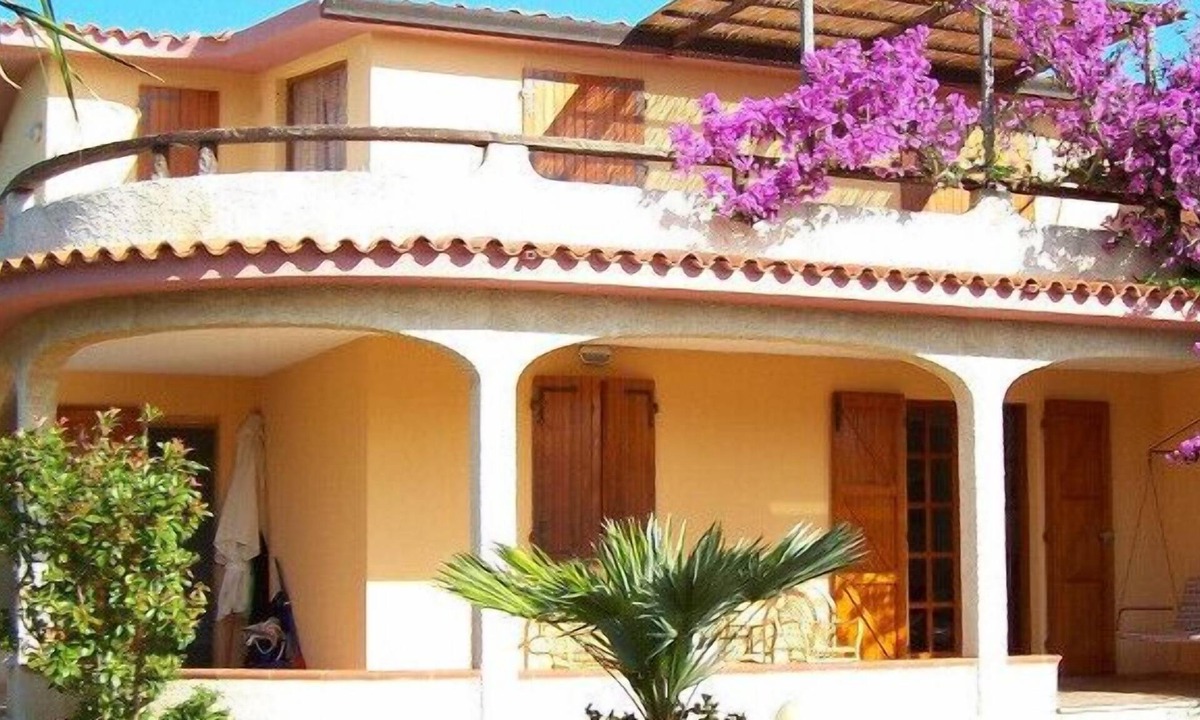 Onani Apartment | 3 Bedroom Apartment in Capocomino