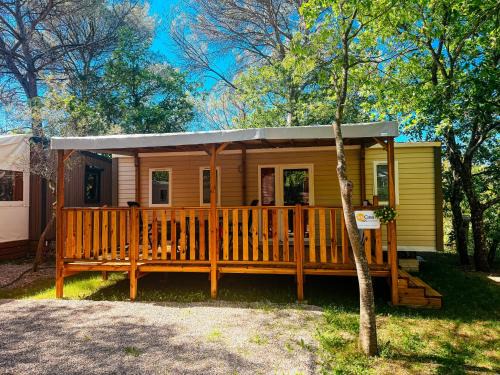 Roquebrune-sur-Argens Other | 3 bedroom Chalets Camping Leï Suves - JoyCasa