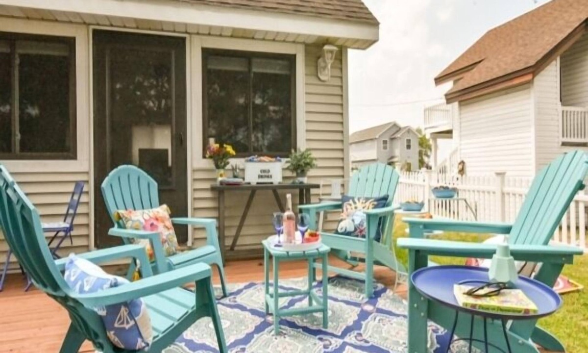 Little Salisbury House | 3 bedroom home located near OC Art Center, A/C Washer/Dryer, Grill on Deck