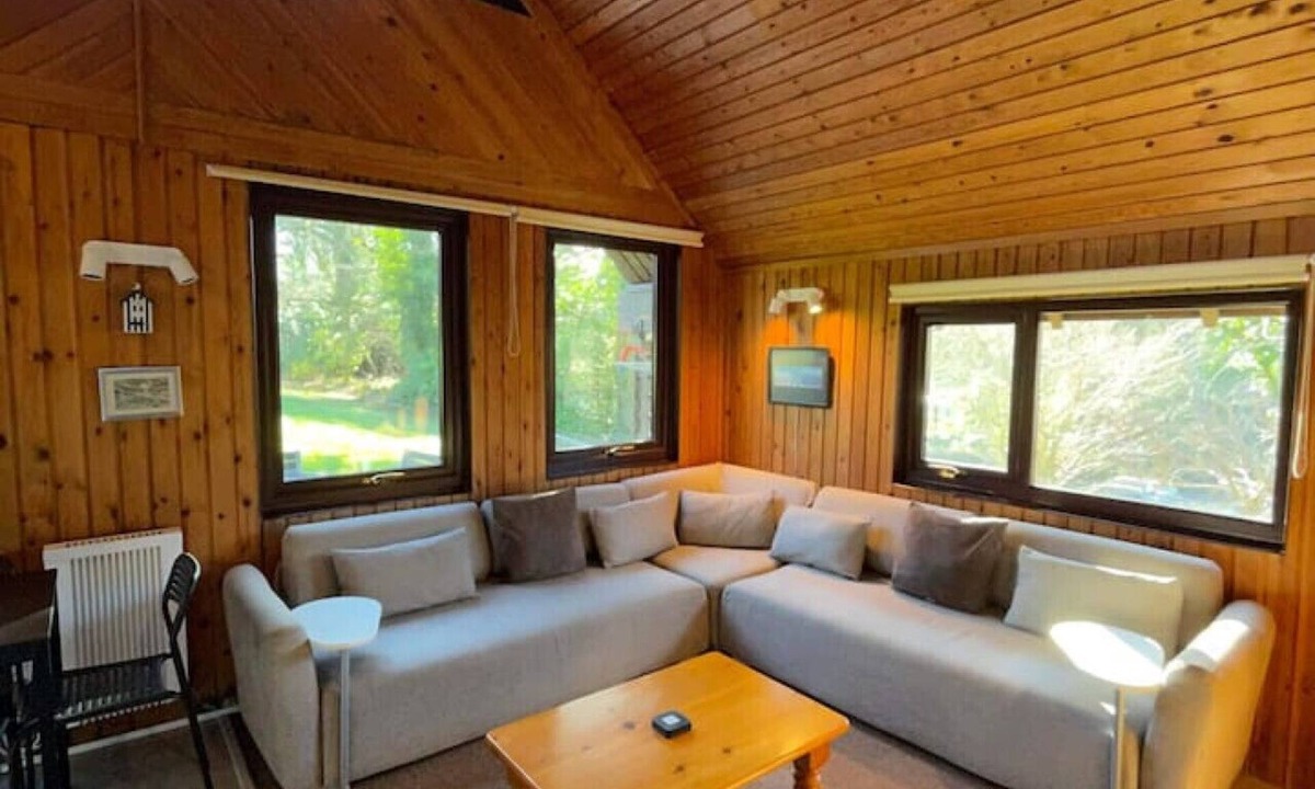 St Teath Cabin | 3 Bedroom Lodge Lanteglos #1
