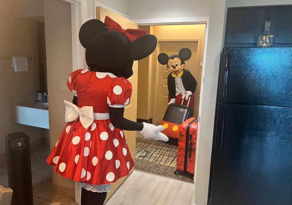 Florida Central Atlantic Coast Apartment | 3 beds DisneyFree Shuttle