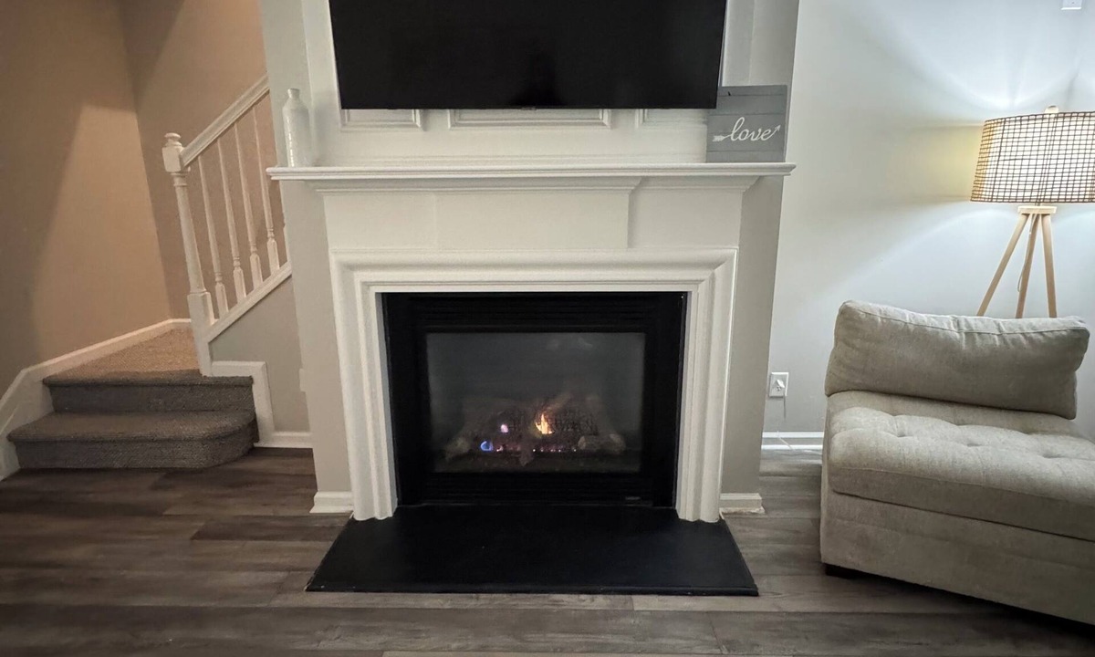 Duluth House | 3 BR 2.5 BA Updated TH fully stocked in quiet neighborhood nearDT Duluth and I85