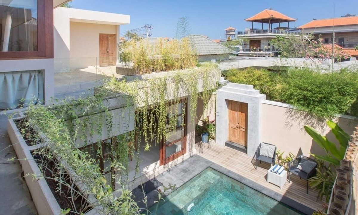 North Legian Villa | 3 BR BEAUTIFUL MODERN Villa Legian Seminyak
