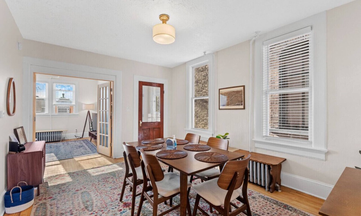 Fifth Ward House | 3 BR House + Front Studio Unit w/2 Car Garage - Sleeps 12 in Walker's Point!