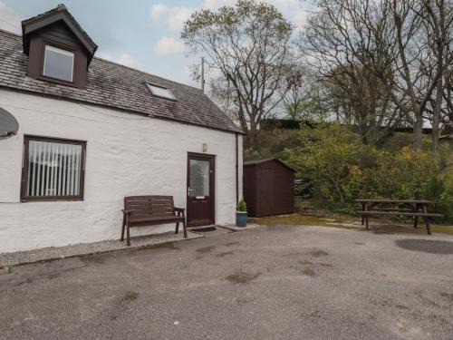 Contin House | 3 Bruaich Cottages