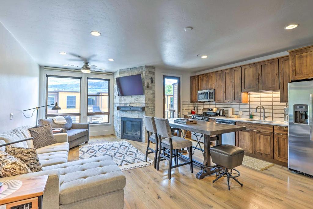 Silverthorne House | 3 Mi to Dillon Reservoir: Condo w/Balcony!