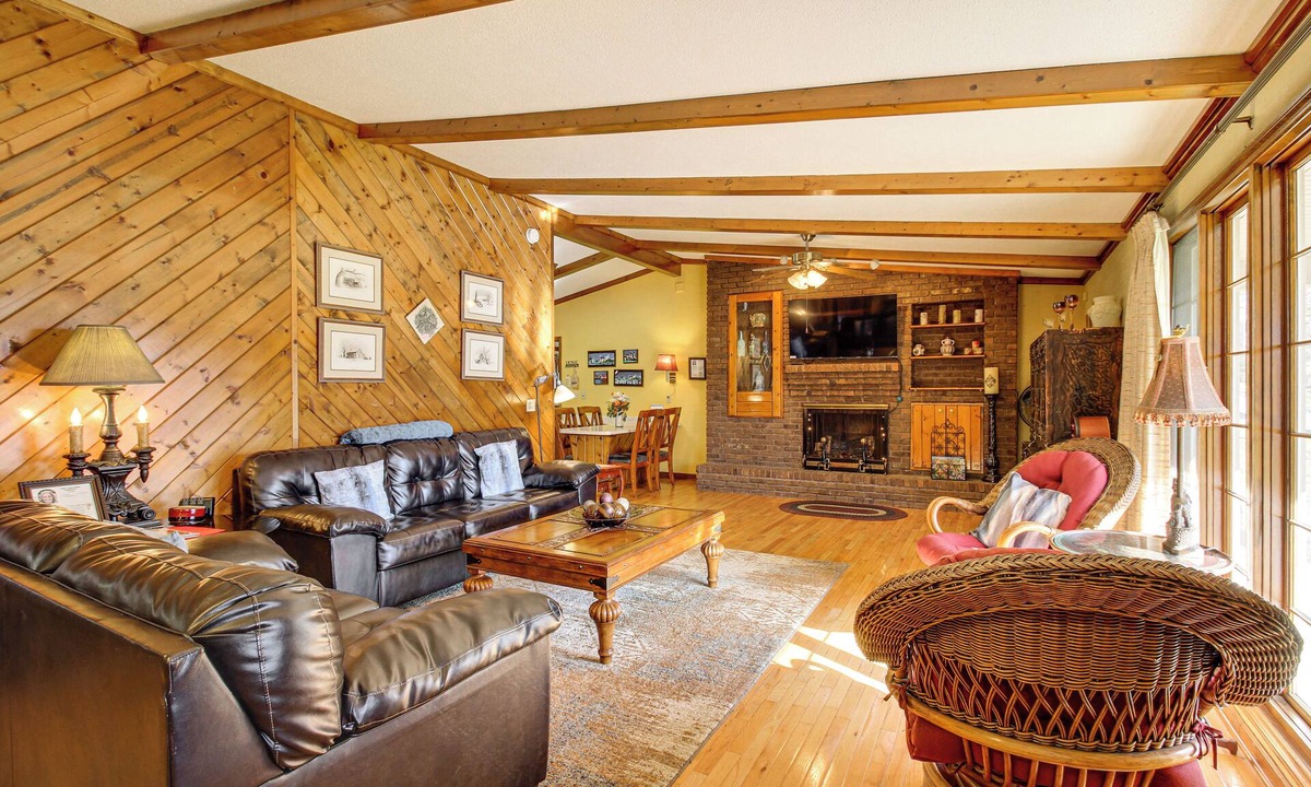 Lookout Valley Neighborhood Association House | 3 Mi to Ruby Falls: 'The Downer House' w/Yard