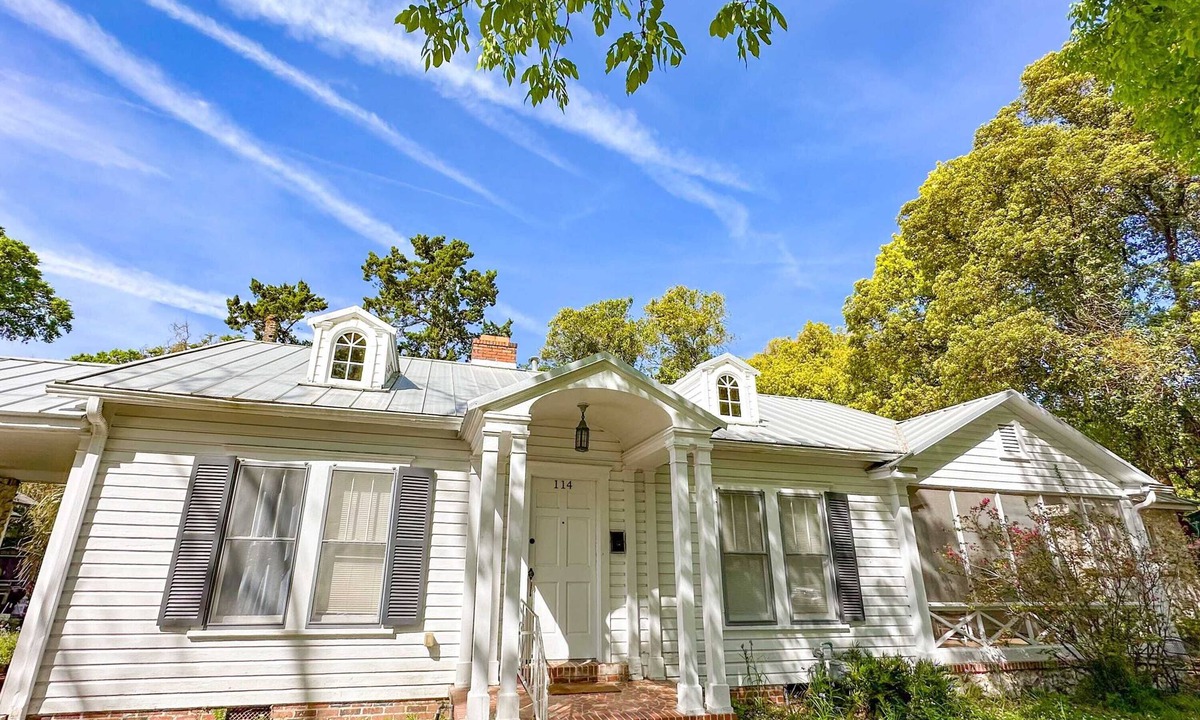 Gainesville House | 3 min walk to UF stadium, Tailgate, 10 guests