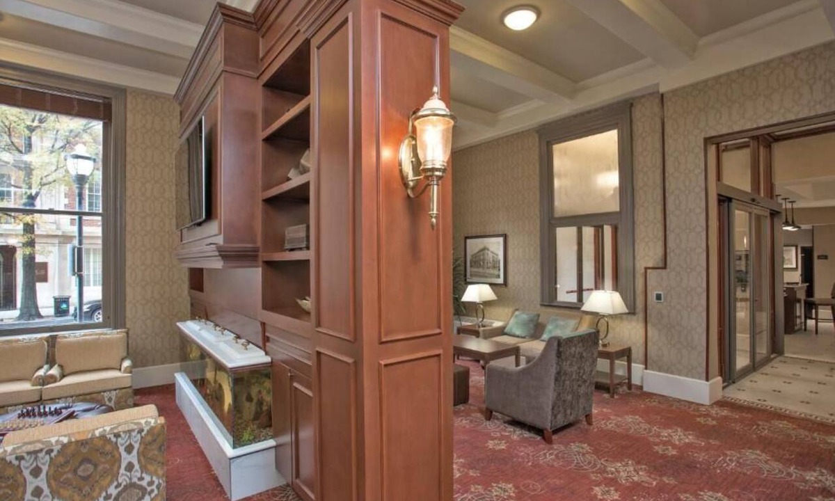 Downtown Baltimore Hotel | 3 Pet-Friendly Suites at Historic Location Near Power Plant Live!