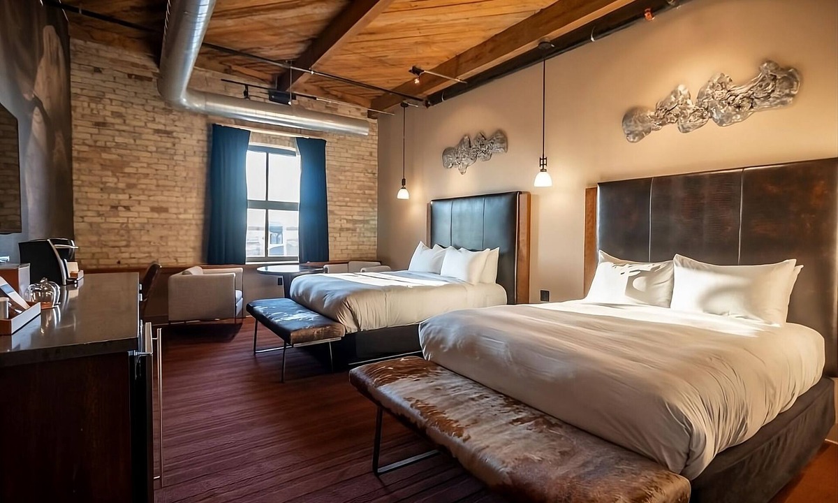 Fifth Ward Hotel | 3 Premium Loft 2 Queen Beds at The Iron Horse Hotel, Pet-friendly Property!