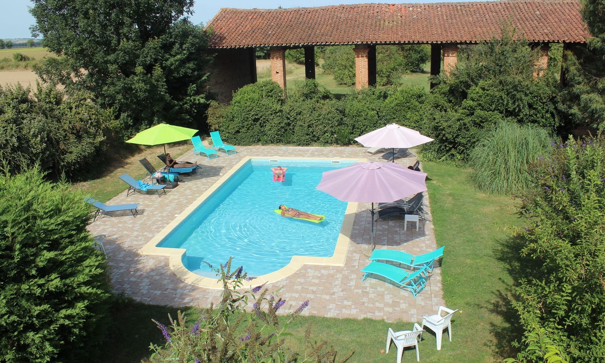Saverdun House | 3 spacious gites that can be joined with heated swimming pool