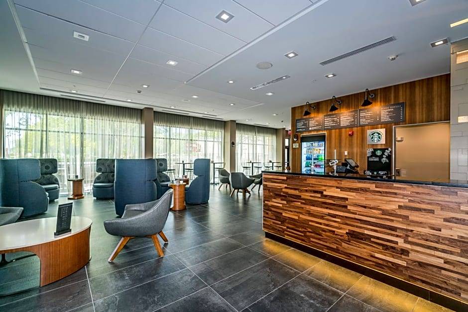 West Springfield Hotel | 3-Star Hotel ∙ Courtyard by Marriott West Springfield