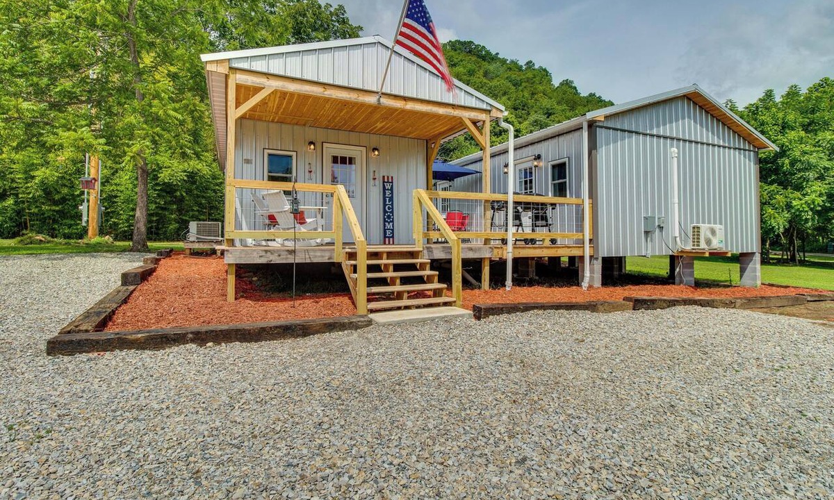 Norfork Cottage | 3 Studio Suites! White River Cabin Compound