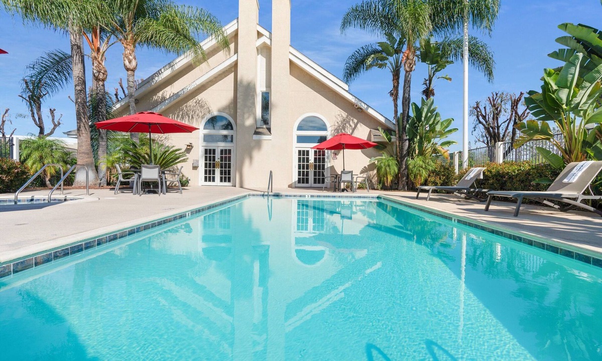 Brea Hotel | 3 Units: Pet-Friendly Kitchen Suite 2 mi to Carbon Canyon Regional Park
