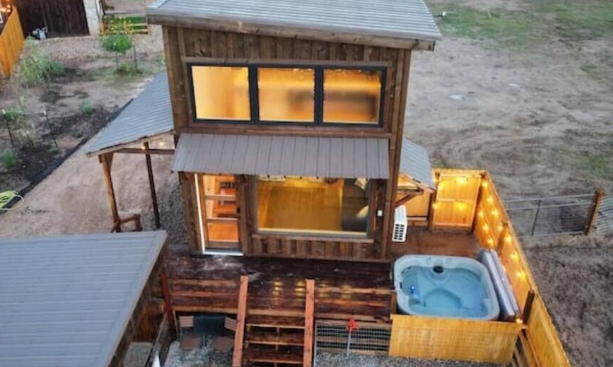 Cedar City House | #3 Zion Tiny Home-Grand Ranch-Mini Animal Farm-One of a Kind Farm Stay