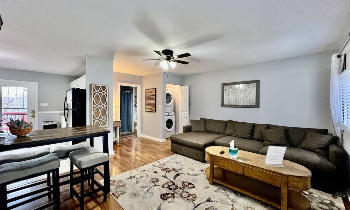 Springboro Apartment | 30 Royal #2 · Comfortable Two Bedroom on Royal in Springboro