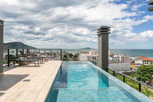 Ingleses do Rio Vermelho Apartment | 300m from Ingleses Beach | Rooftop Pool #IA36